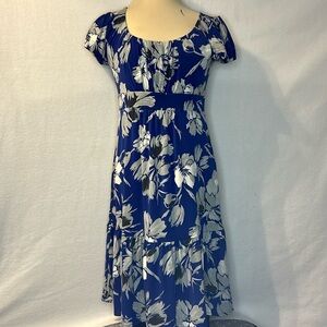 Ann Taylor LOFT Women's White Floral Print
Tiered Swing Dress Small